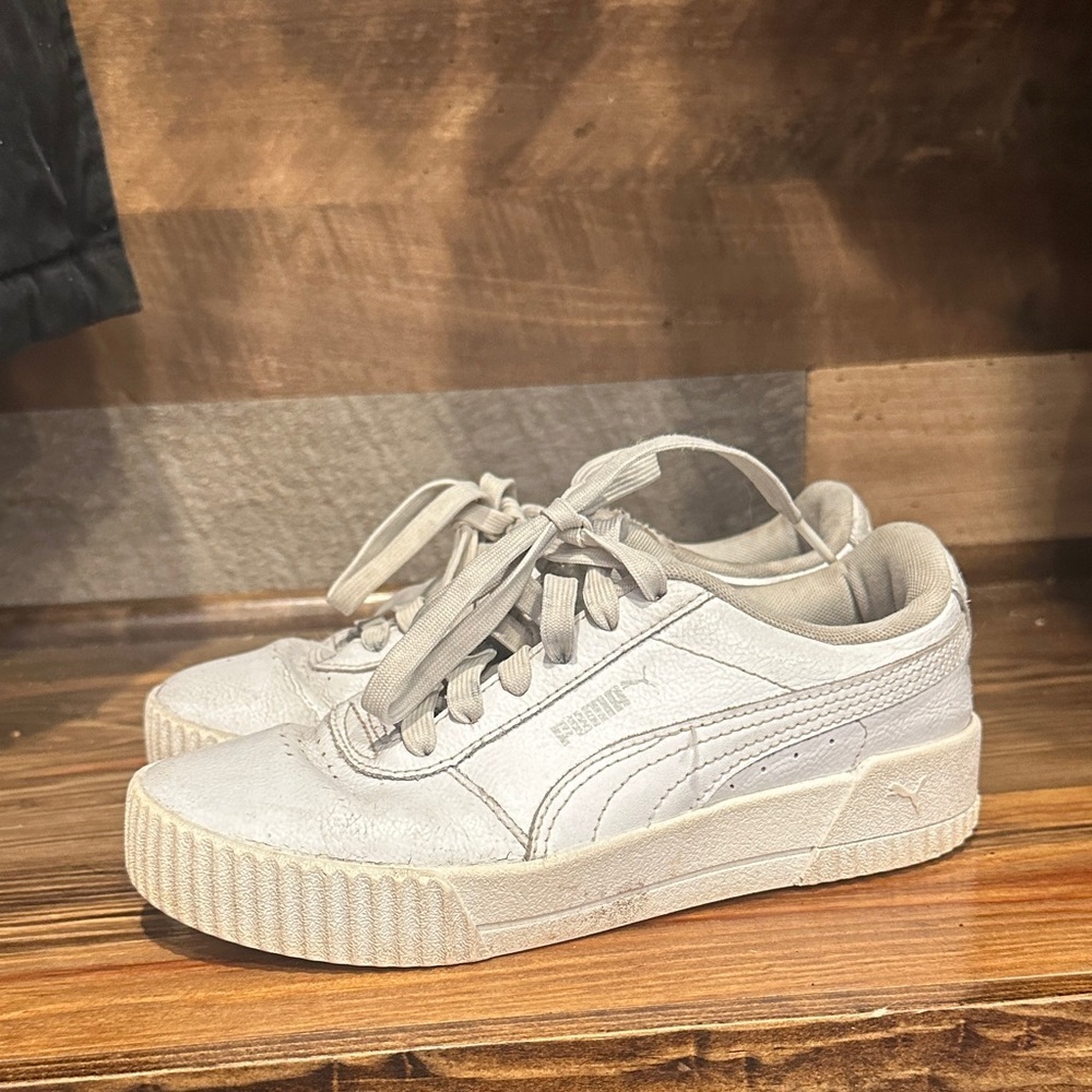 Puma Girls Off-White Sneakers size 3